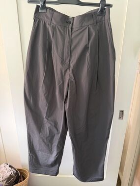 NWOT Reformation baggy Gray trouser